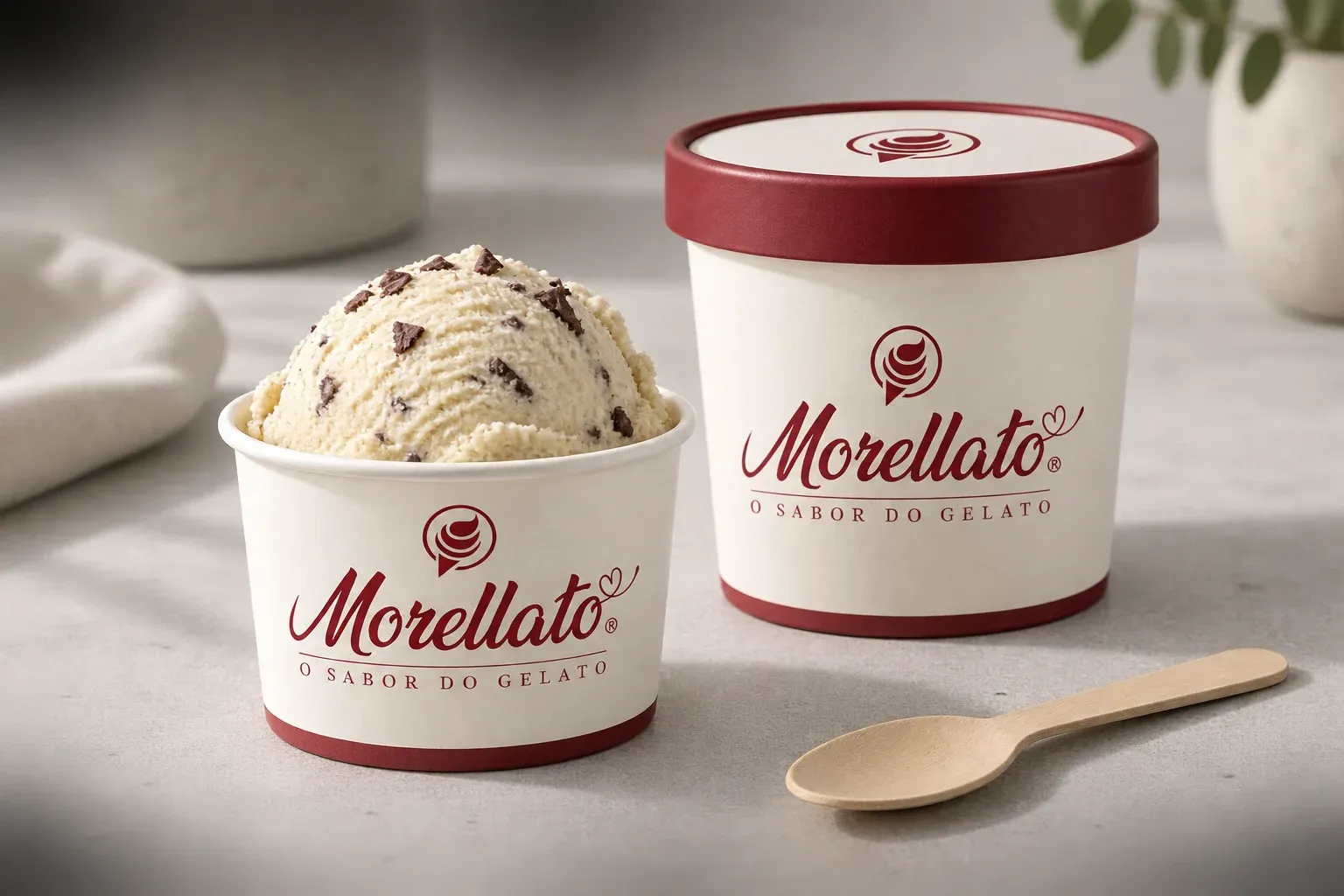 Takeaway gelato tubs with the Morellato logo